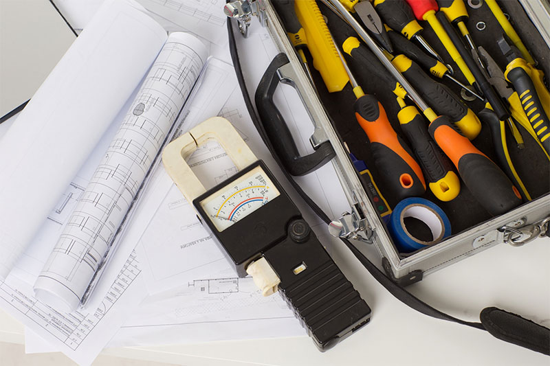 設計・部品の発注